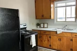 718 N Main St, Spring Lake, NC 28390 - Photo 5