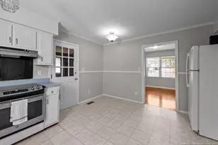 630 Bedford Rd, Fayetteville, NC 28303 - Photo 7