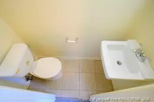 421 Kirkcaldy Ct, Fayetteville, NC 28314 - Photo 7