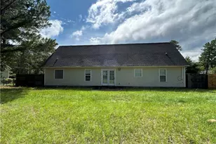 10005 Rockfish Rd, Raeford, NC 28376 - Photo 15