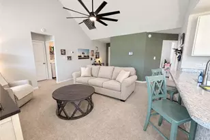 132 Presley St, Raeford, NC 28376 - Photo 5
