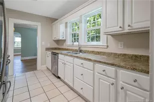 209 N Churchill Dr, Fayetteville, NC 28303 - Photo 11