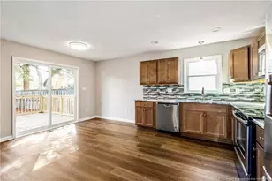 705 Mosswood Ln, Fayetteville, NC 28311 - Photo 11