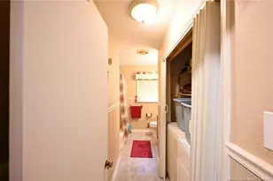 1053 Hargrove St, Henderson, NC 27536 - Photo 17