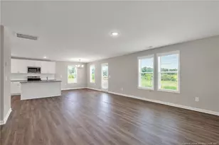 45 E Emily Gardens Dr, Selma, NC 27576 - Photo 5