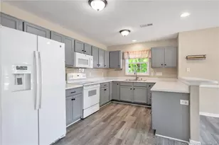 1406 Averton Ct, Fayetteville, NC 28314 - Photo 7