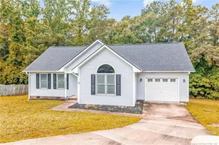 5928 Lively Ct, Fayetteville, NC 28306 - Photo 3