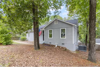 904 Dandridge Drive, Fayetteville, NC 28303 - Photo 3