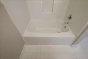 509 Meadowland Ct SE, Hope Mills, NC 28348 - Photo 23