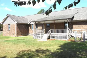 644 Lamb Rd, Lumberton, NC 28358 - Photo 9