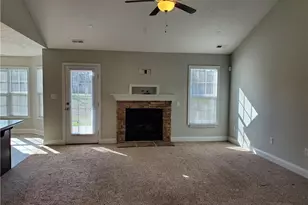 3126 Thrower Rd, Hope Mills, NC 28348 - Photo 5