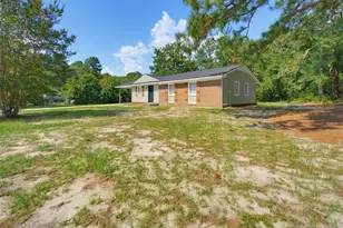 6612 Amanda Cir, Fayetteville, NC 28304 - Photo 3