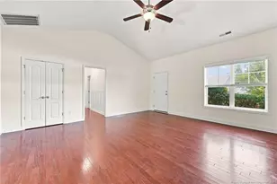 634 Collinwood Dr, Raeford, NC 28376 - Photo 5
