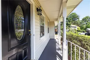 2817 Trentwood Ct, Fayetteville, NC 28304 - Photo 9