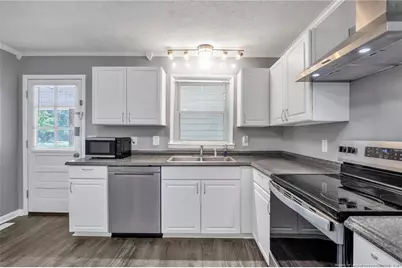 130 S Ingleside Drive, Fayetteville, NC 28314 - Photo 11