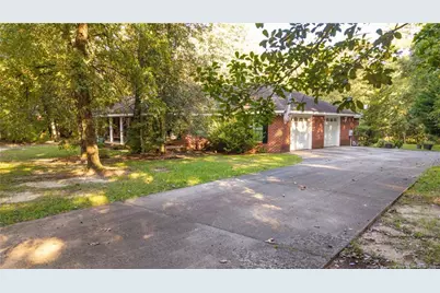 295 Sprunt Drive, Clinton, NC 28328 - Photo 5