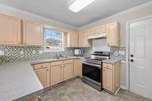 7601 Galena Dr, Fayetteville, NC 28314 - Photo 13