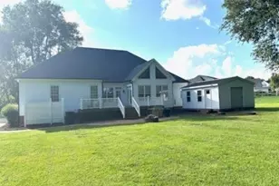 2013 Black Walnut Farm Rd, Hillsborough, NC 27278 - Photo 3