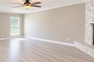 5717 Trevino St, Hope Mills, NC 28348 - Photo 5