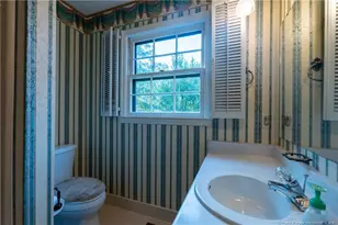 1813 Purdue Dr, Fayetteville, NC 28304 - Photo 21