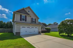614 Hogart St, Raeford, NC 28376 - Photo 21