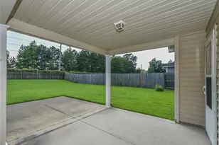 614 Hogart St, Raeford, NC 28376 - Photo 35