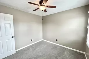 4206 Buckhurst Dr, Hope Mills, NC 28348 - Photo 13