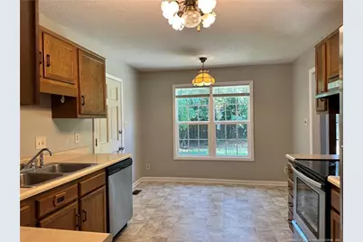 2052 Windlock Drive, Fayetteville, NC 28304 - Photo 11