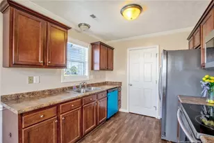 1402 Mingary Ave, Fayetteville, NC 28306 - Photo 11