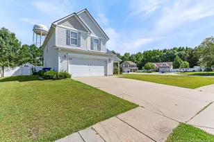 399 Fairfield Cir, Raeford, NC 28376 - Photo 33
