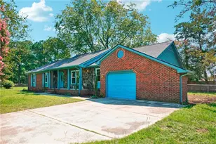 2246 Baywater Dr, Fayetteville, NC 28304 - Photo 3