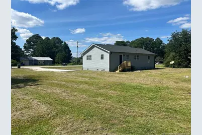 1435 Strickland Bridge Road, Fayetteville, NC 28304 - Photo 5