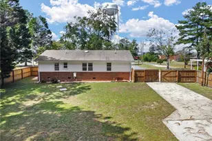 1708 N Poplar St, Aberdeen, NC 28315 - Photo 3