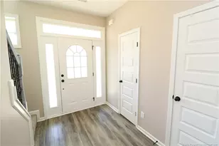 42 Berkeley Ct, Clayton, NC 27520 - Photo 3