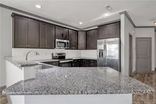 916 W Rowan St, Fayetteville, NC 28301 - Photo 15