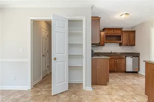 6815 St Julian Way, Fayetteville, NC 28314 - Photo 13