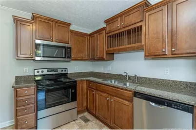 6815 St Julian Way, Fayetteville, NC 28314 - Photo 15