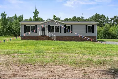 18201 Barnes Bridge Road, Laurinburg, NC 28302 - Photo 1