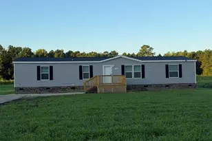 256 Howell Rd, Saint Pauls, NC 28384 - Photo 1
