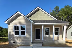 200 Jenkins St, Dunn, NC 28334 - Photo 1