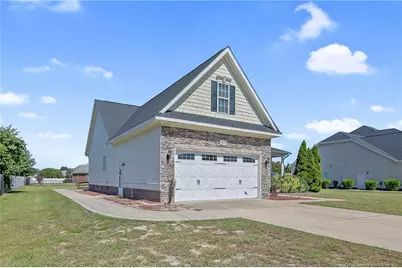 1633 Holloman Drive, Fayetteville, NC 28312 - Photo 3