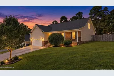 184 Hampshire Court, Raeford, NC 28376 - Photo 1