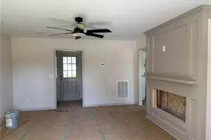 9752 Gooden Dr, Fayetteville, NC 28314 - Photo 5
