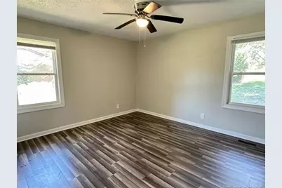 3921 Village Drive, Fayetteville, NC 28304 - Photo 11