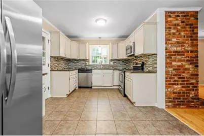6432 Milford Road, Fayetteville, NC 28303 - Photo 11
