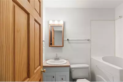521 Longview Drive, Fayetteville, NC 28311 - Photo 17