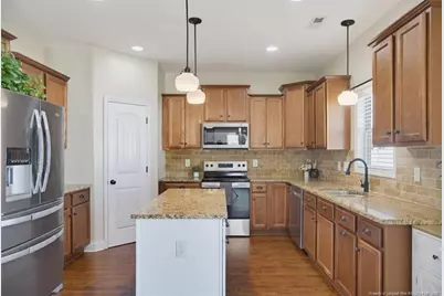 852 Bellingham Way, Fayetteville, NC 28312 - Photo 15