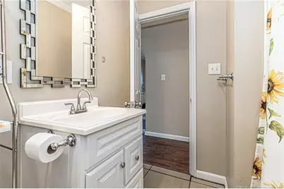 1060 Strickland Bridge Road, Fayetteville, NC 28304 - Photo 21