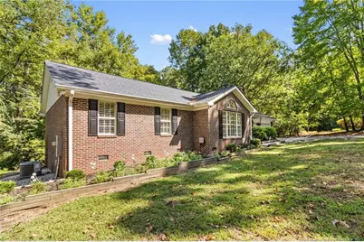 2196 Cleveland Circle, Sanford, NC 27332 - Photo 5
