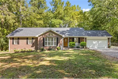 2196 Cleveland Circle, Sanford, NC 27332 - Photo 3